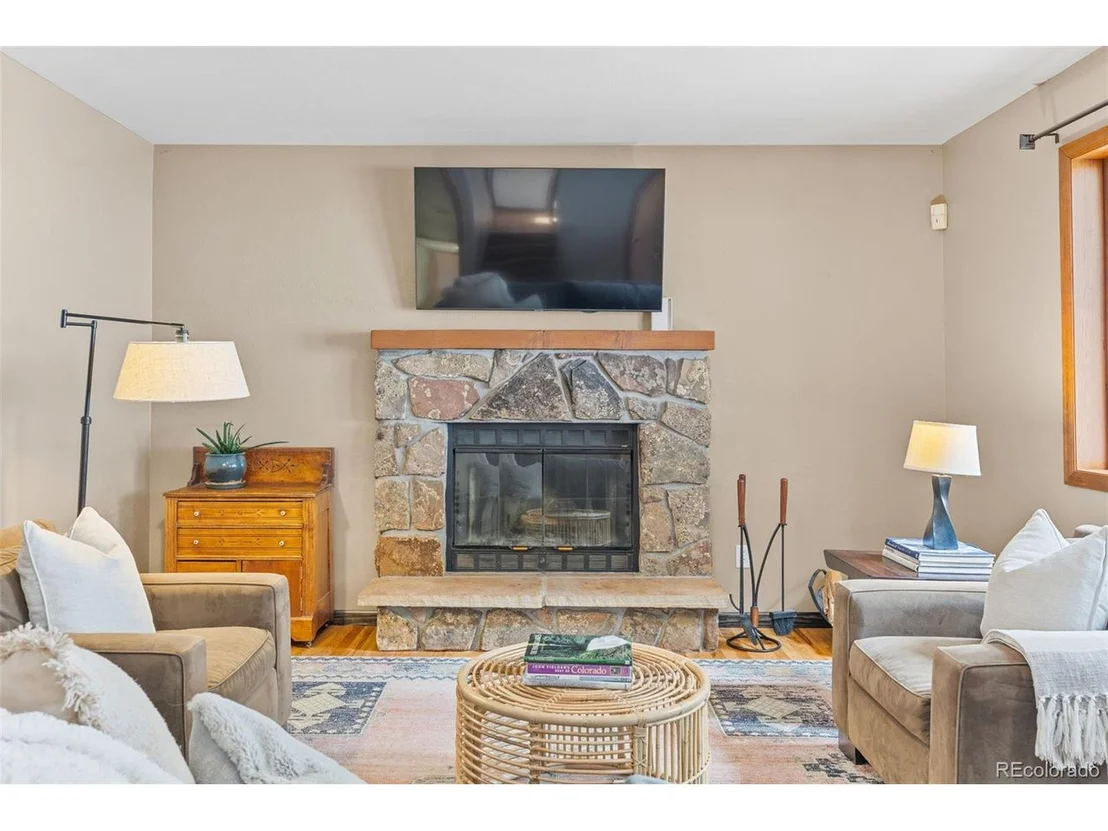 Photo of 27218 Mountain Park Rd