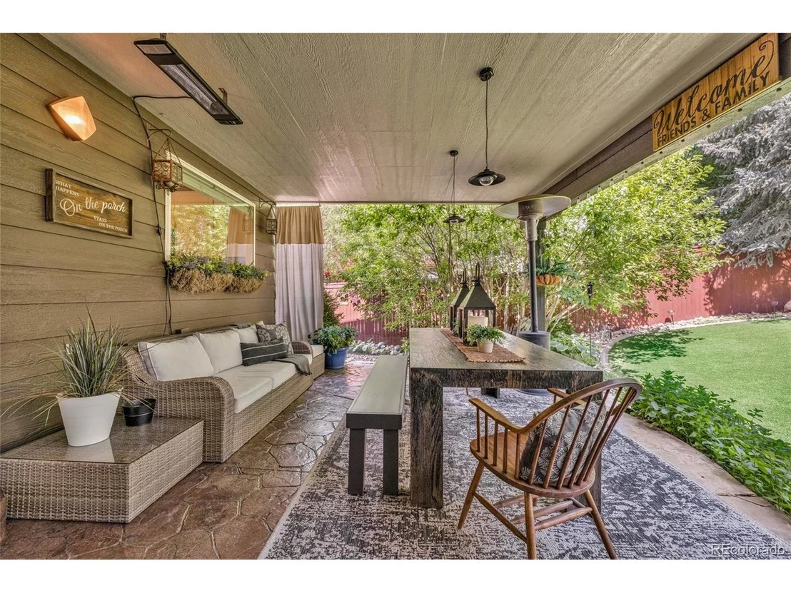 Photo of 9856 Glenstone Trl