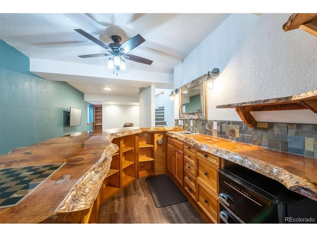 Photo of 2701 Falcon Dr