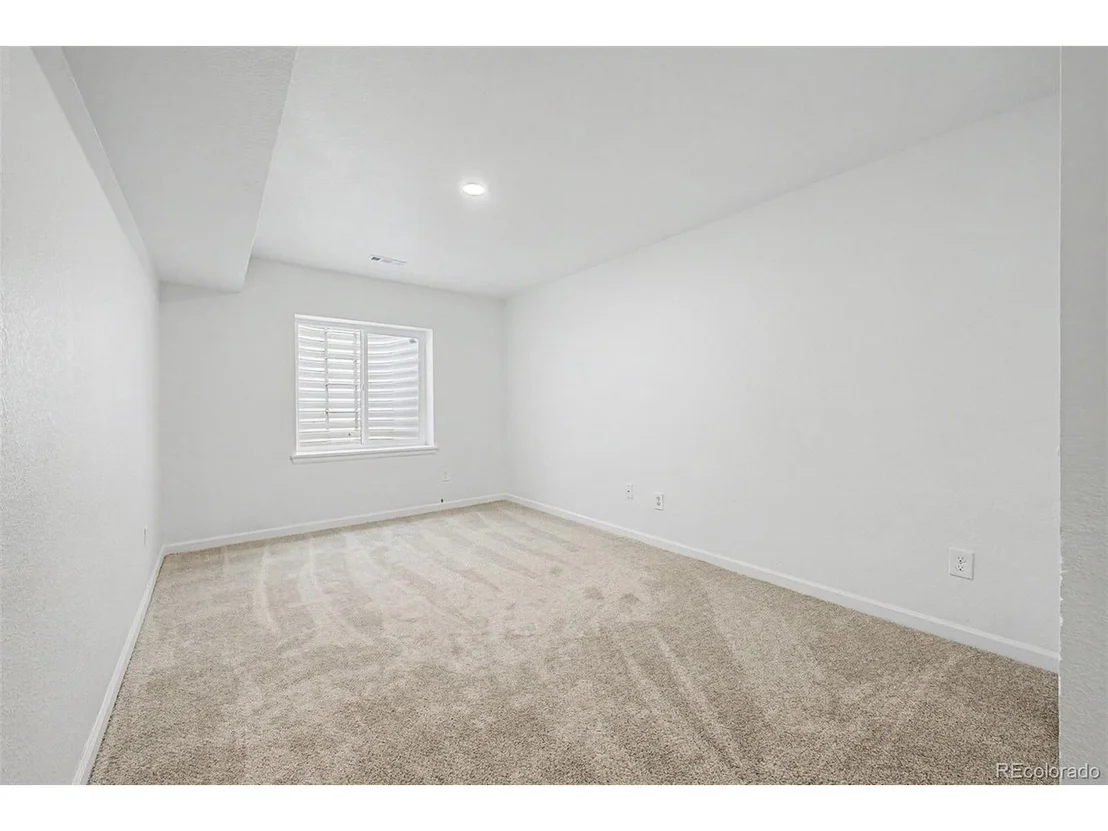 Photo of 1283 4th Ave