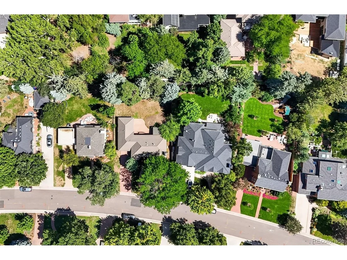 Photo of 360 Jasmine St