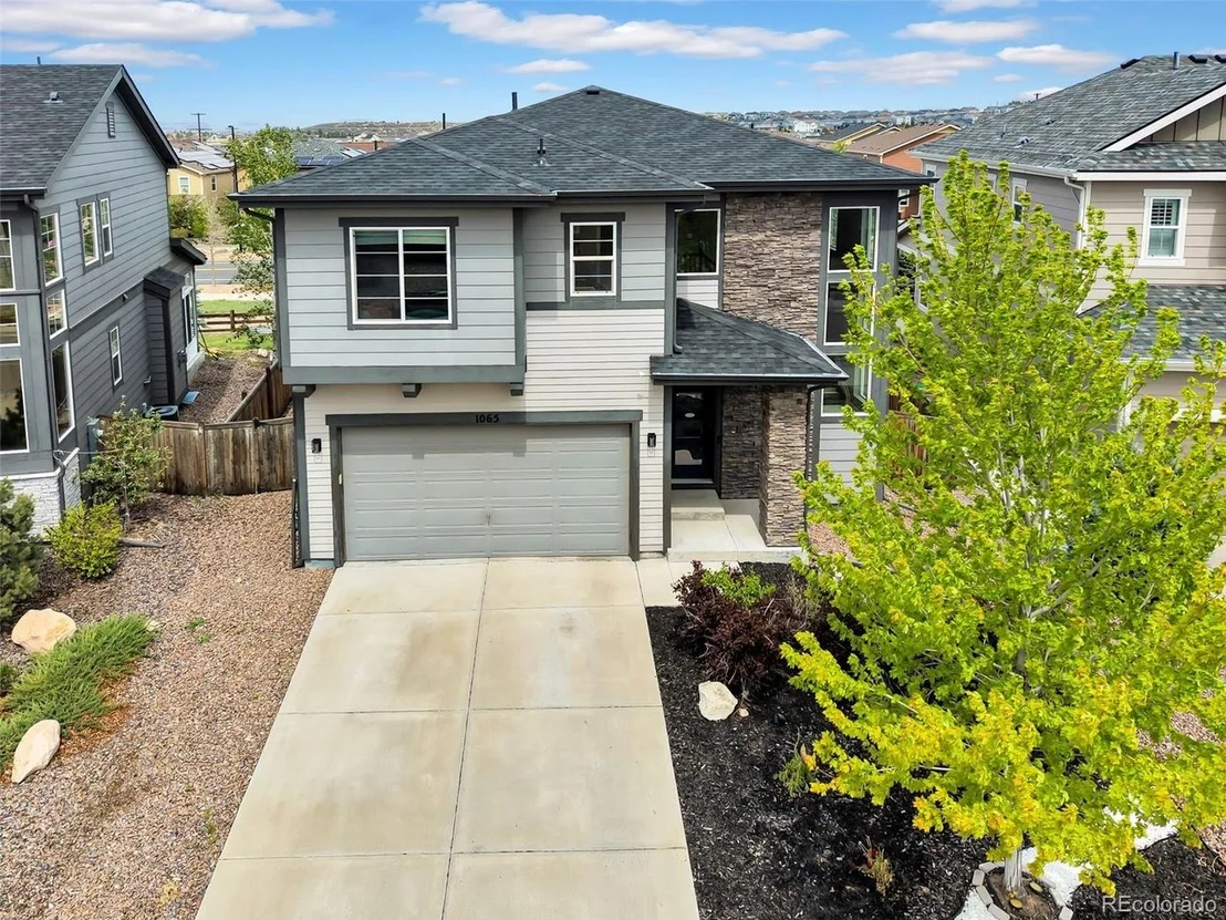 Photo of 1065 White Leaf Cir