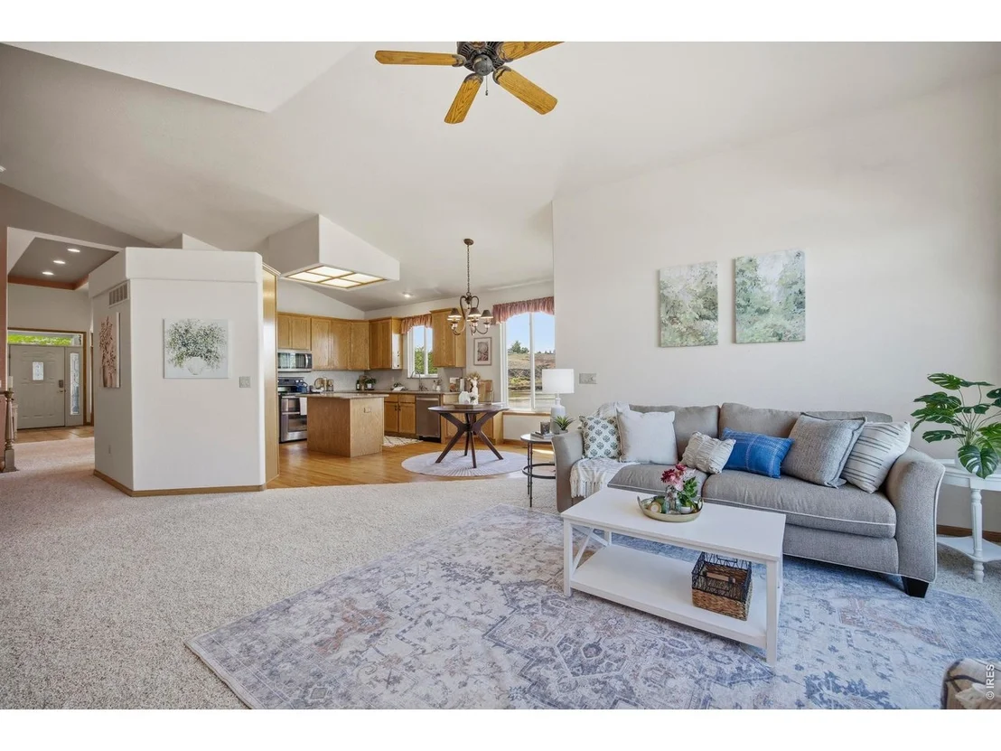 Photo of 510 Lakeside Pl