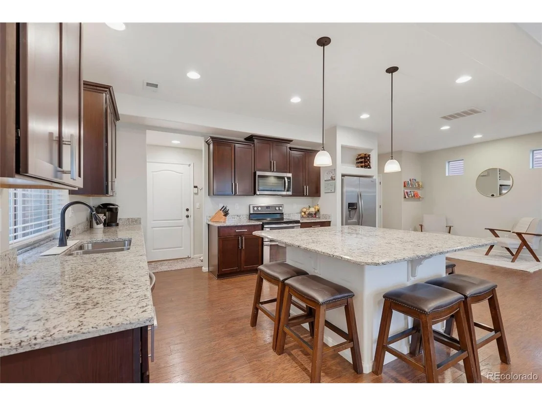 Photo of 1516 Raindrop Way