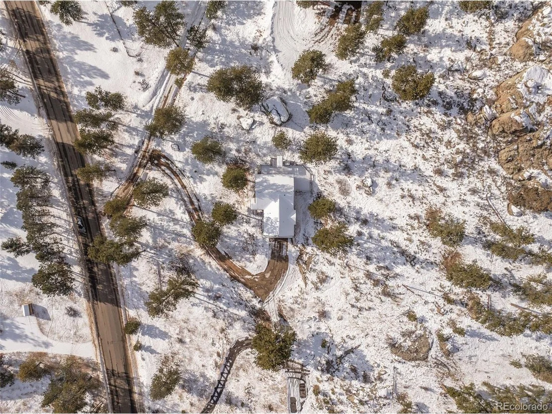 Photo of 377 Deer Trail Dr
