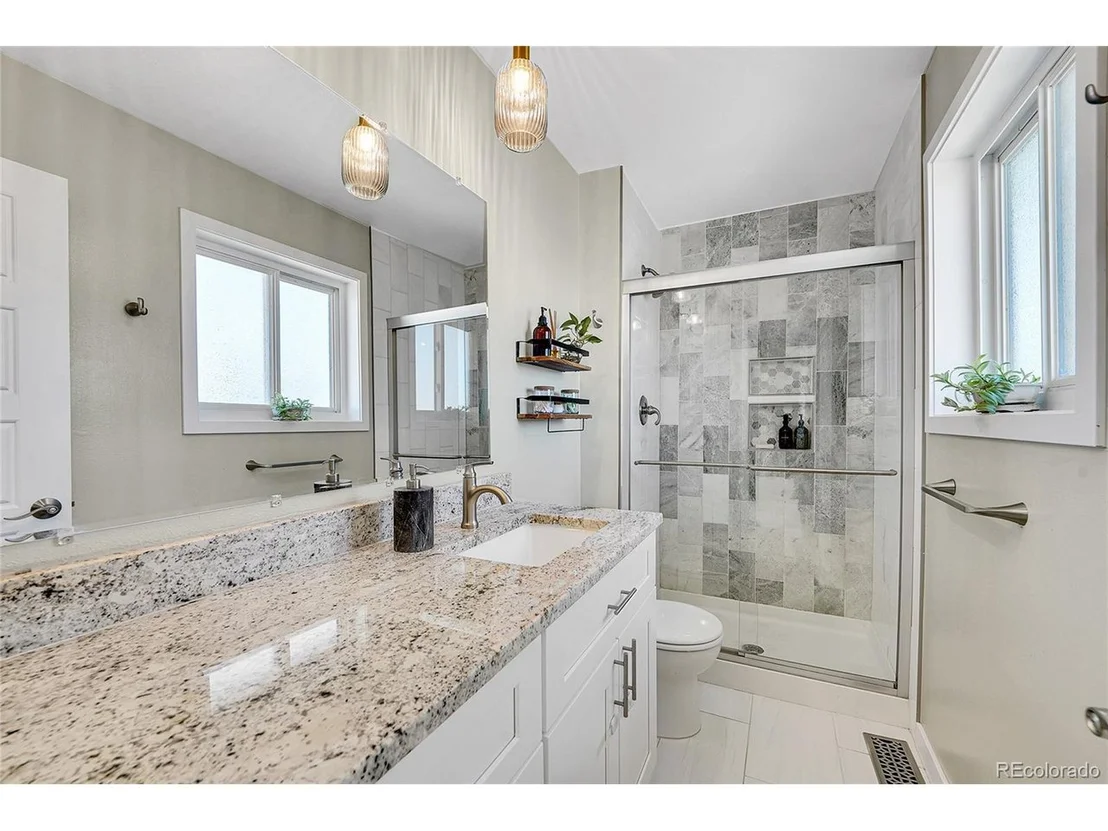 Photo of 9749 Meade Cir