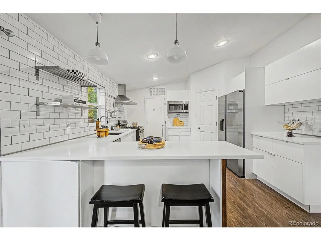 Photo of 370 Irving St