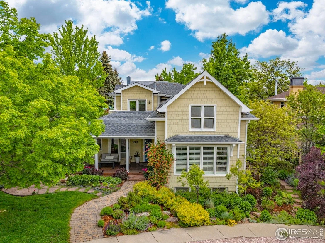 Photo of 1509 Poplar Ave