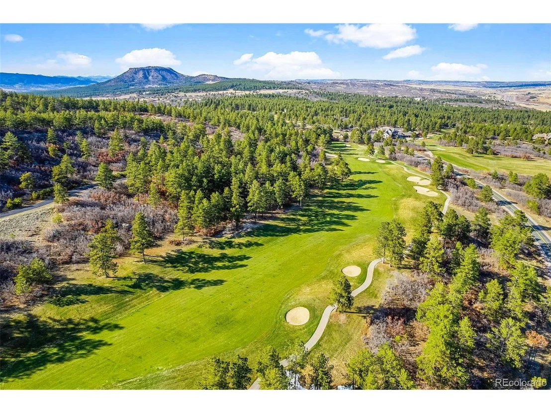 Photo of 1399 Gore Cir