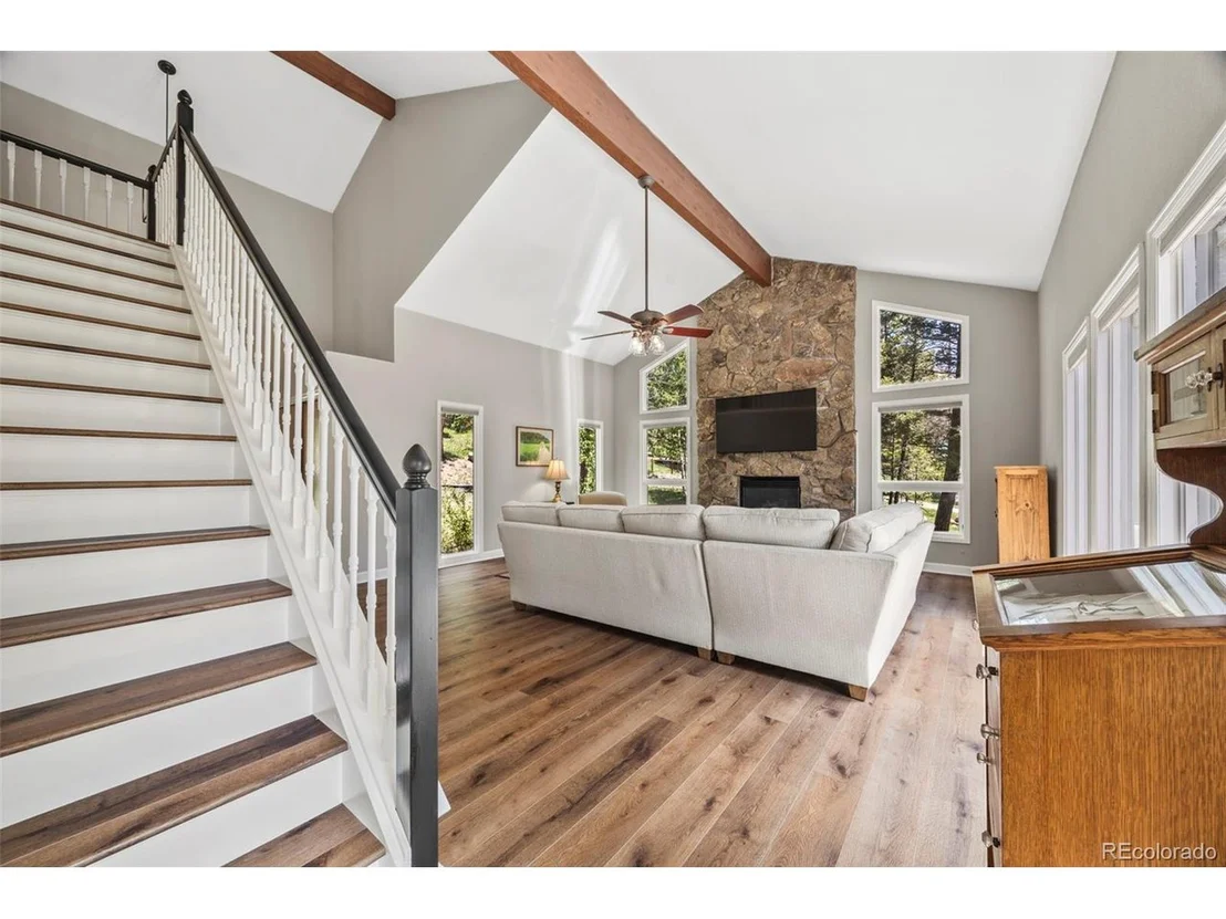 Photo of 30866 Kings Valley Way