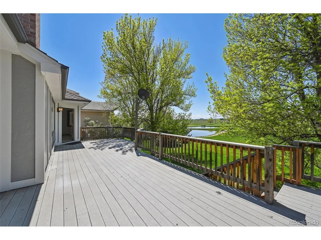 Photo of 1105 Oakhurst Dr