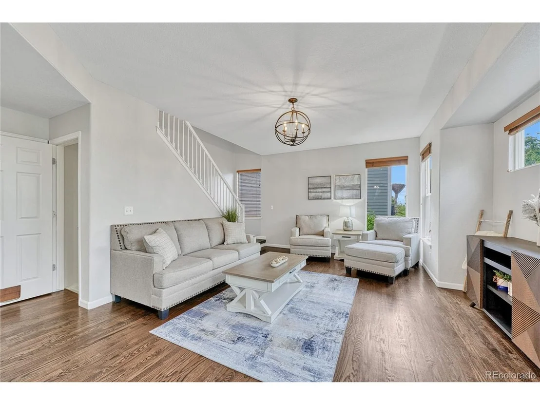 Photo of 10152 Foxridge Cir