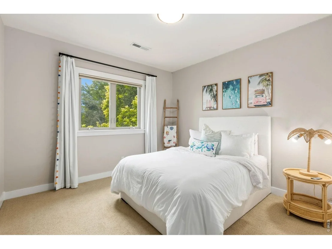 Photo of 6515 Aberdour Cir