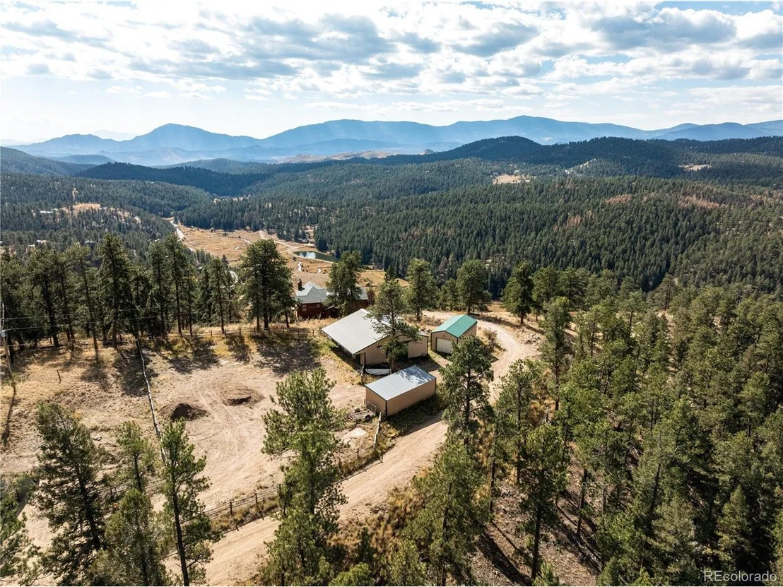 Photo of 31437 Evans View Ln