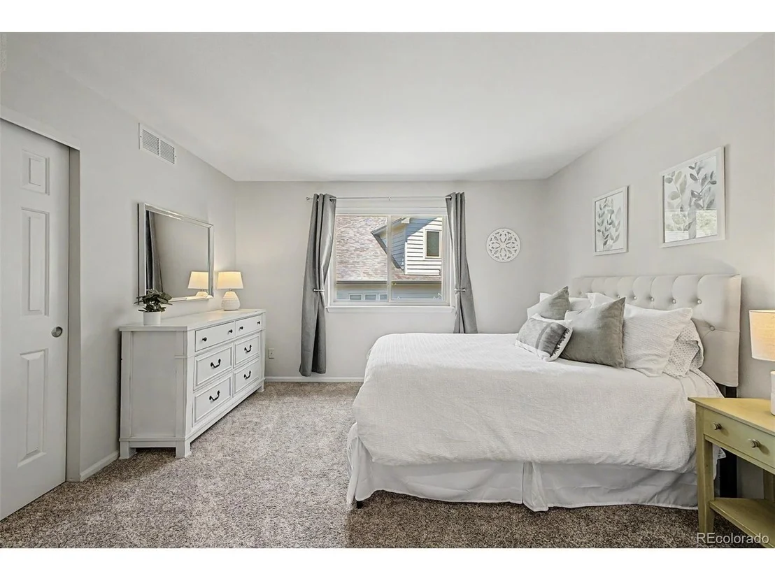 Photo of 1023 Meadow Run