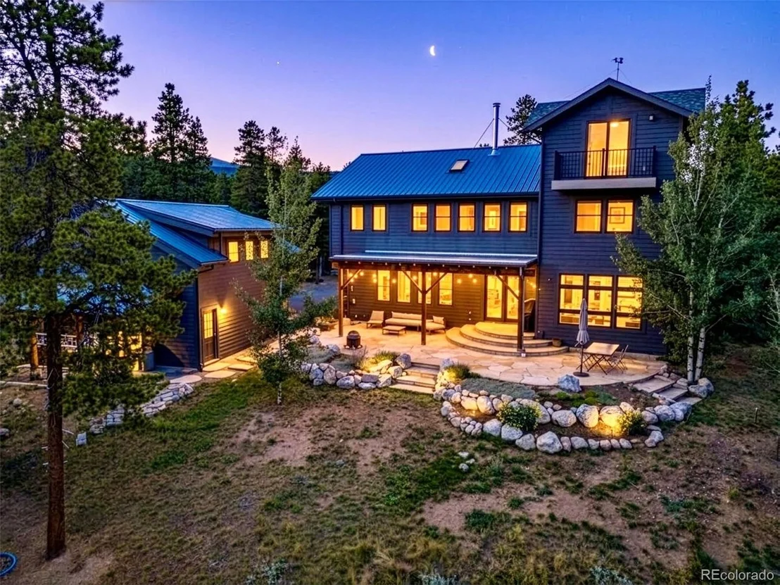 Photo of 25 Shoshoni Way
