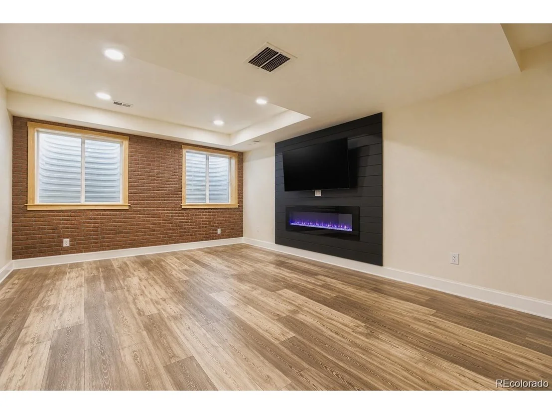 Photo of 1173 Williams Loop