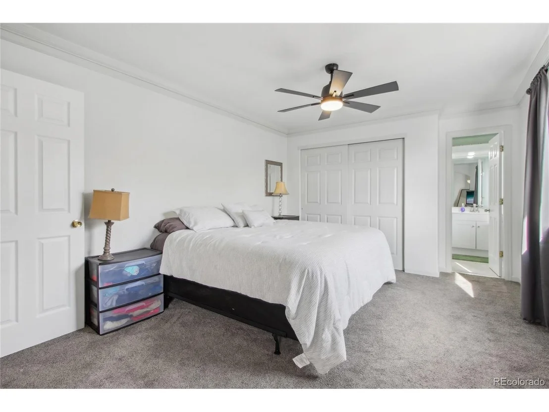 Photo of 10000 Ames St