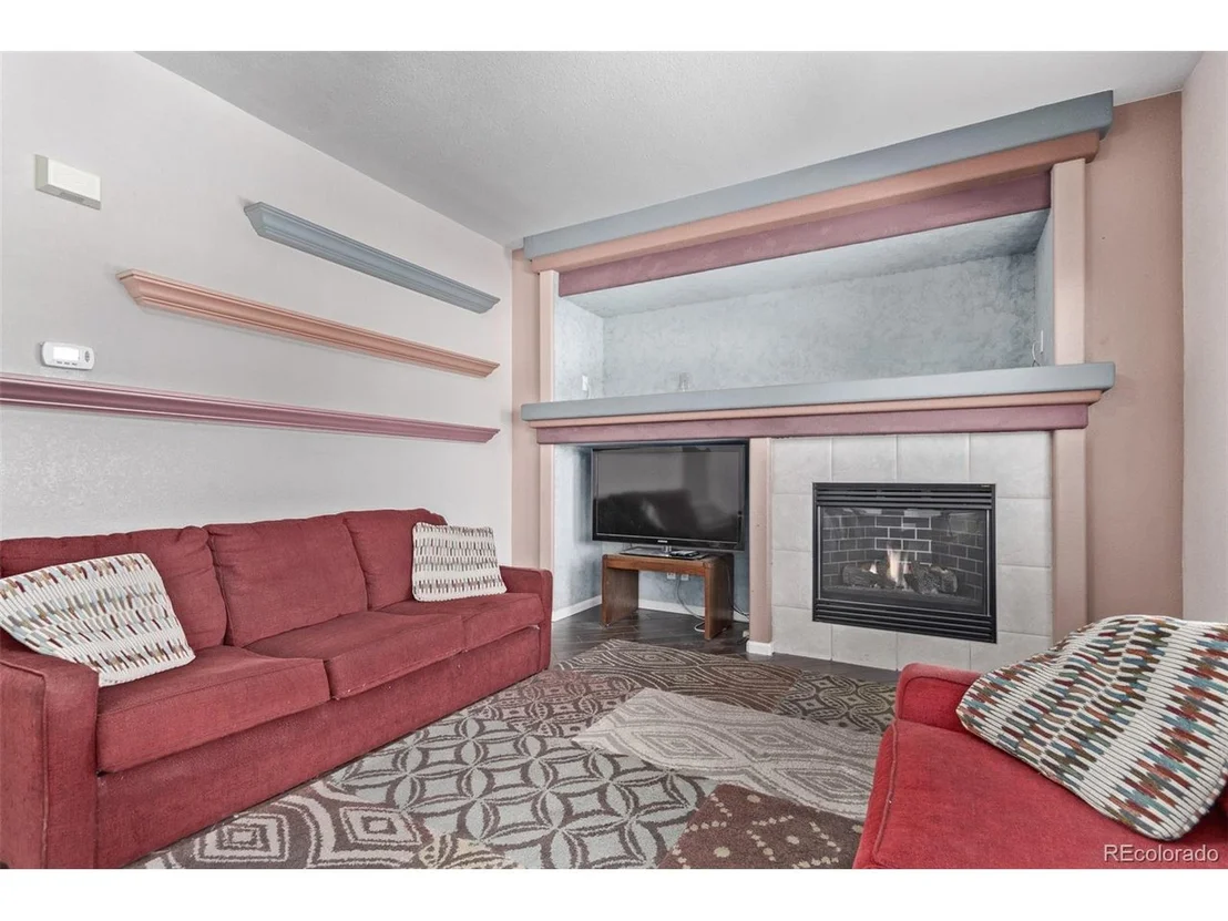 Photo of 672 Pitkin Way