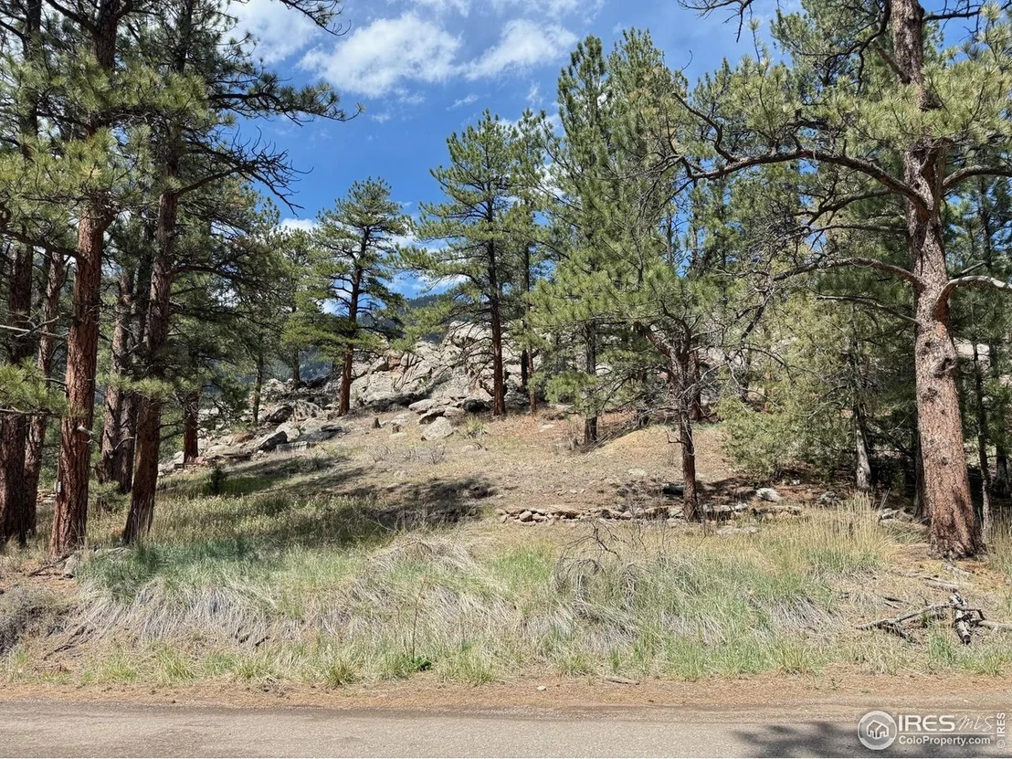 Photo of 1289 Kiowa Rd