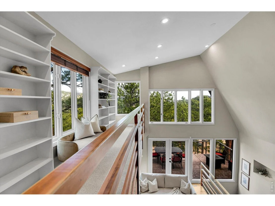 Photo of 28 Pine Brook Rd