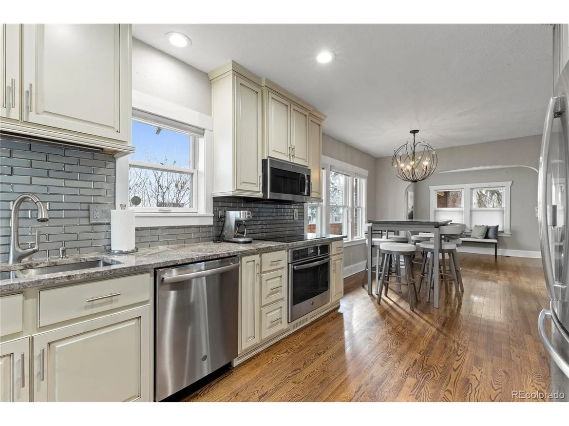 Photo of 1620 Elm St