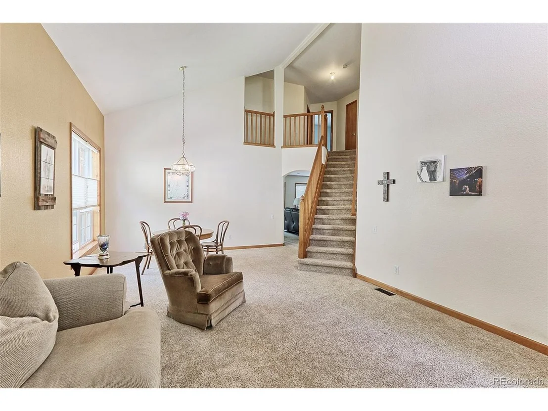 Photo of 1468 Marigold Dr