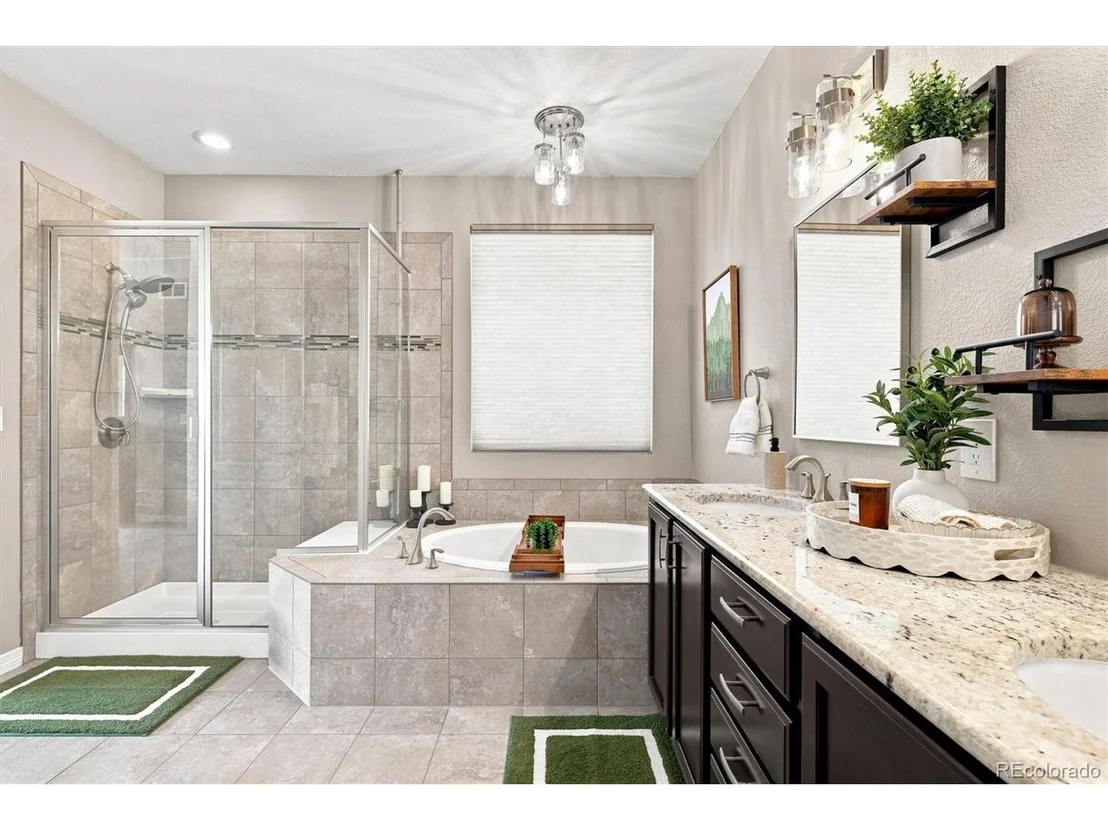 Photo of 9437 Iron Mountain Way