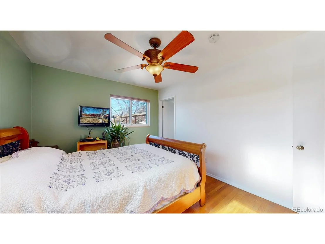 Photo of 6553 Kipling St