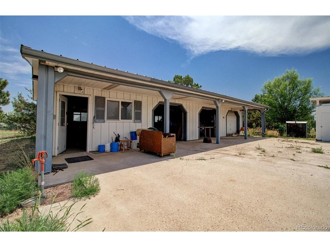 Photo of 12825 Garrett Rd