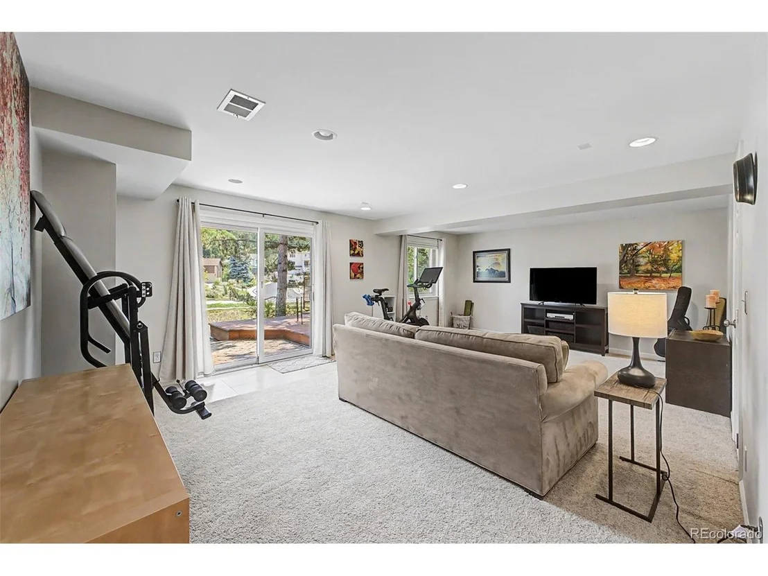 Photo of 1023 Meadow Run