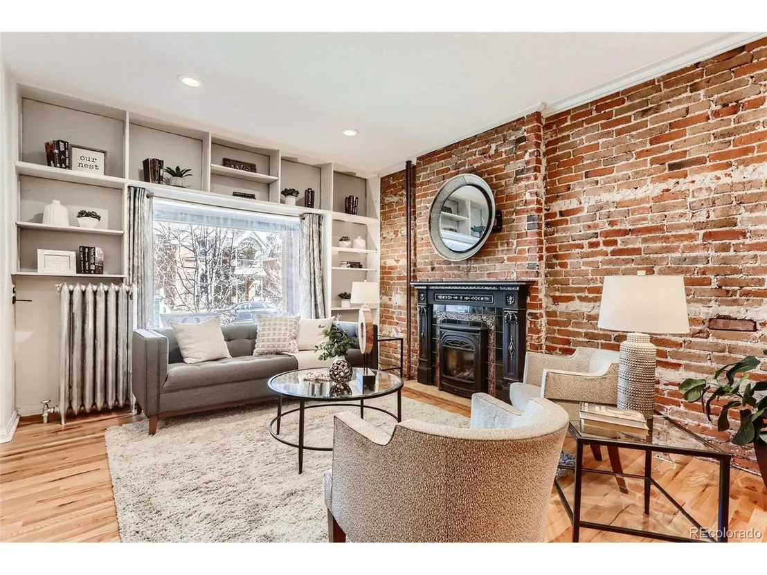 Photo of 3345 Bryant St