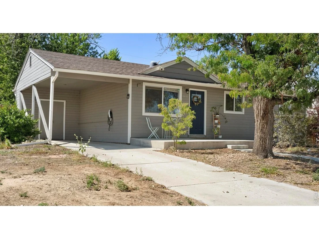 Photo of 8441 Devonshire Blvd