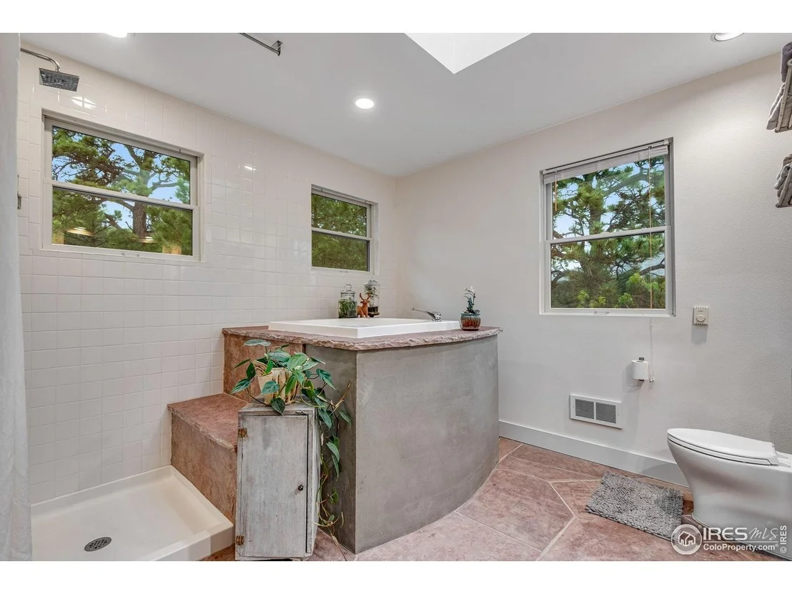Photo of 435 Quartz Way