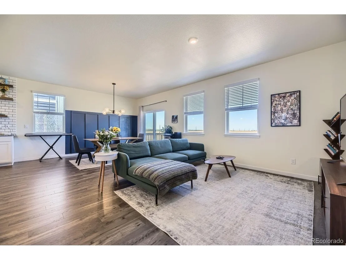 Photo of 45871 Orchid Ave