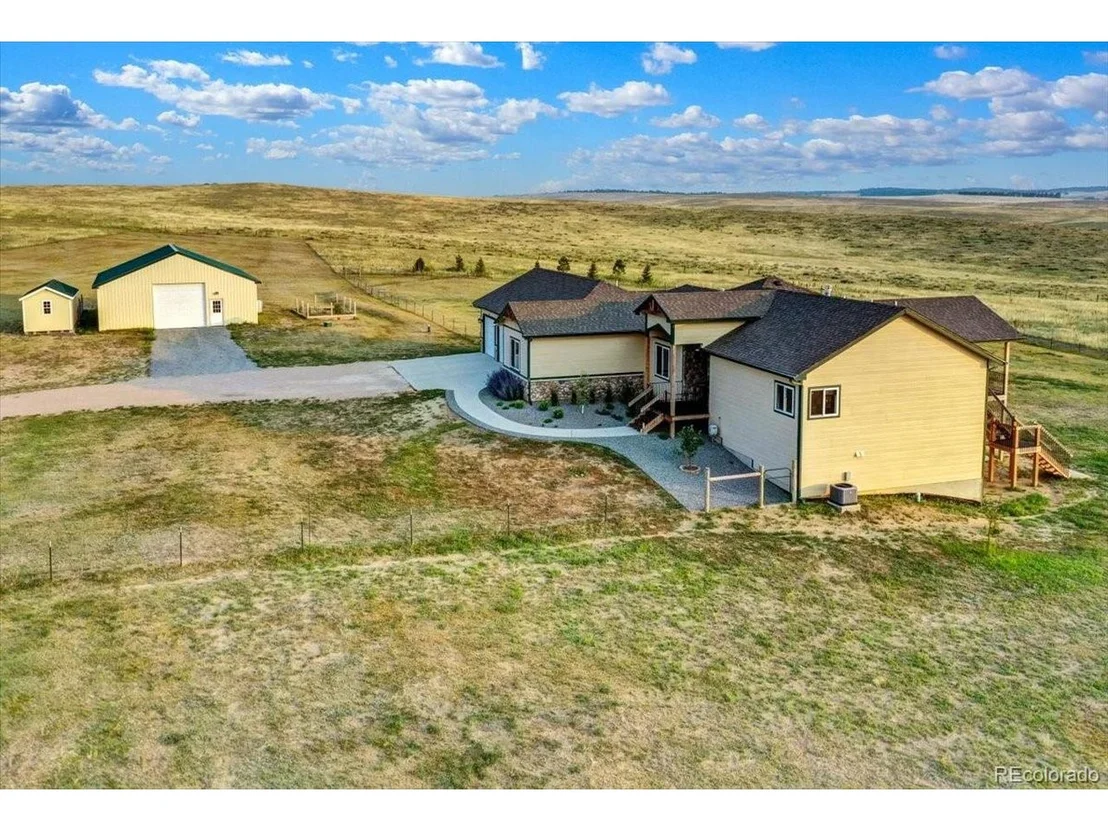 Photo of 13990 Long View Cir
