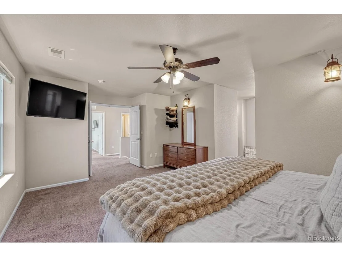Photo of 490 Dukes Way