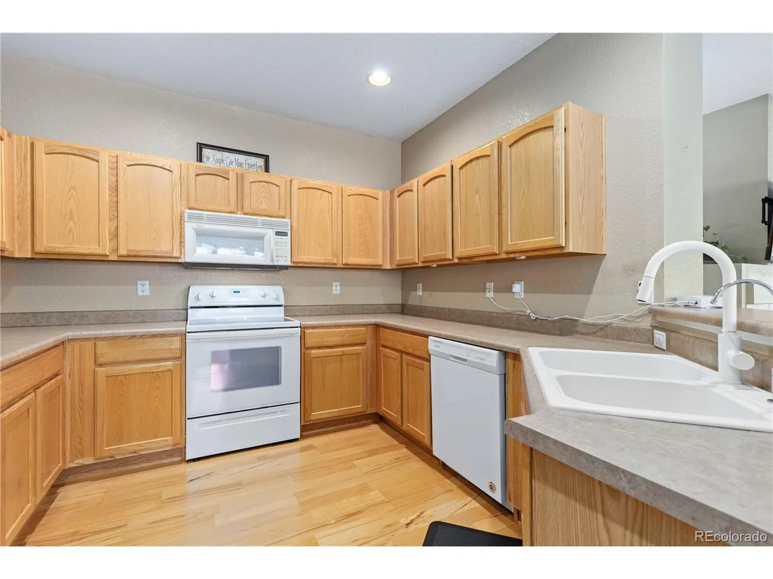 Photo of 32 Whitehaven Cir