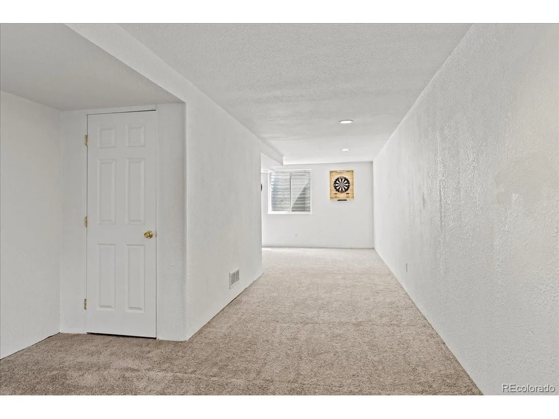 Photo of 8647 Bluegrass Cir