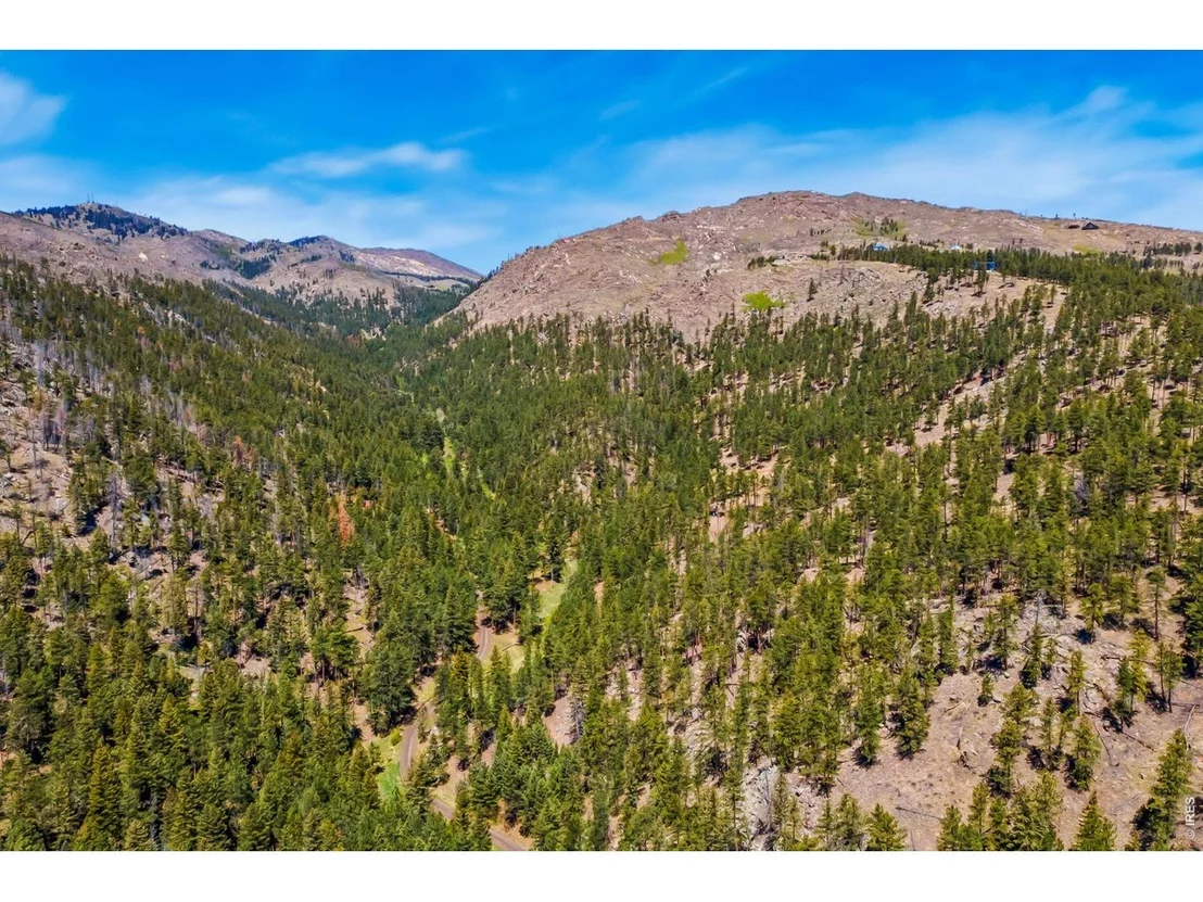 Photo of 1899 Spring Valley Rd
