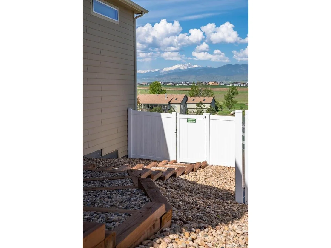 Photo of 3443 Curlew Dr