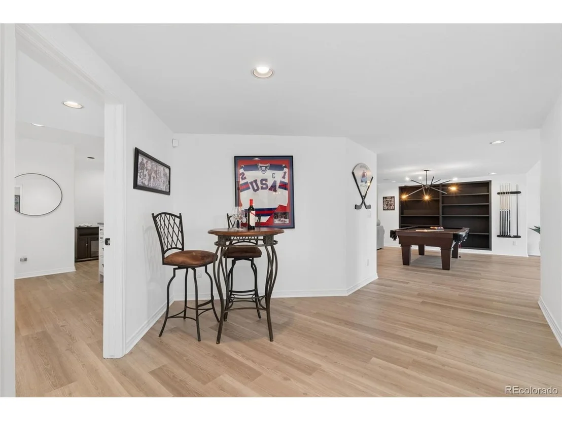 Photo of 8571 Colonial Dr