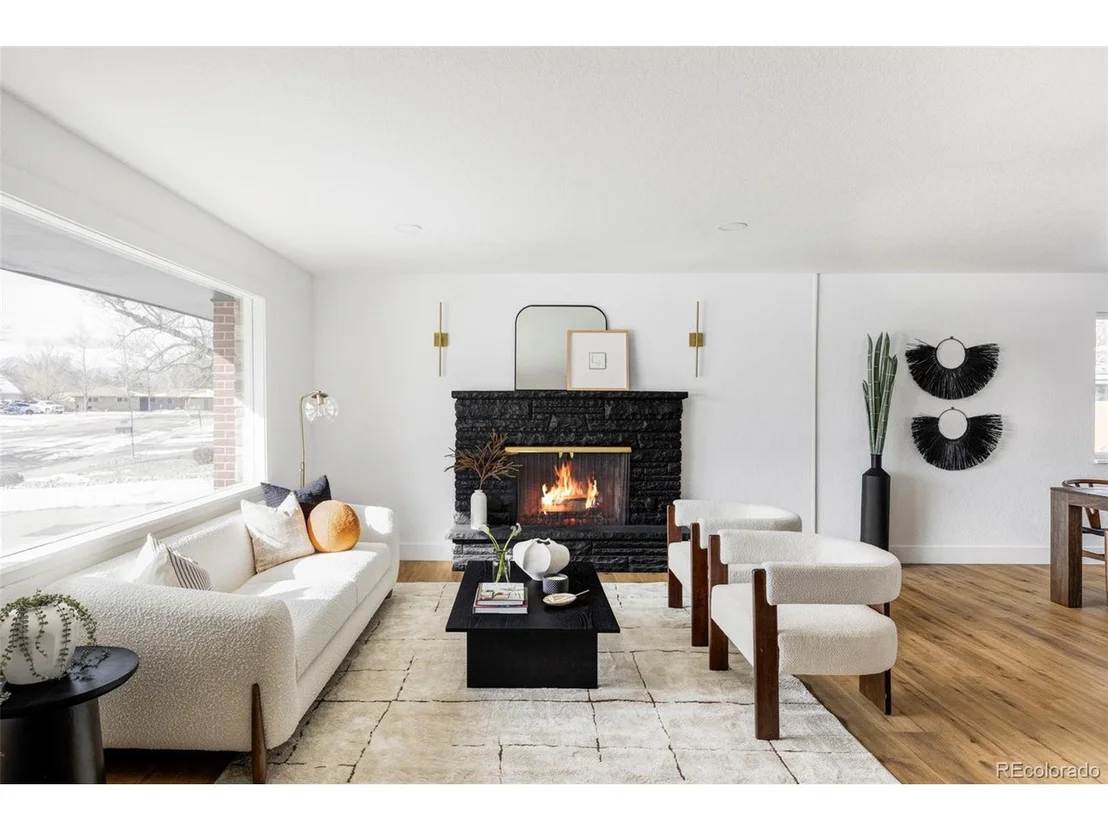 Photo of 42 Princeton Cir