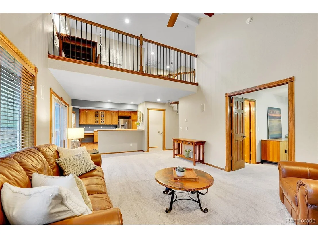 Photo of 1101 Ridgeview Cir