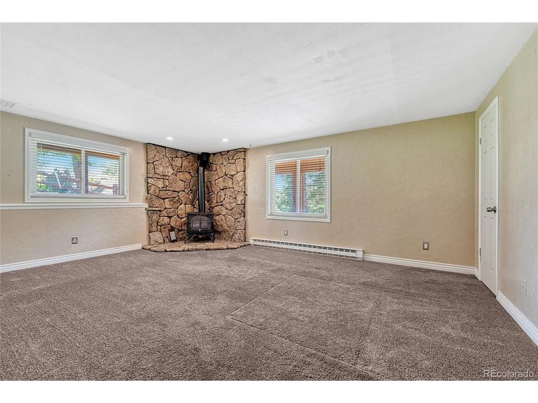 Photo of 22095 Cook Ln