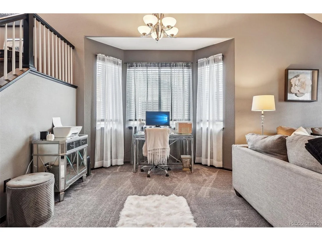 Photo of 10035 Crystal Cir