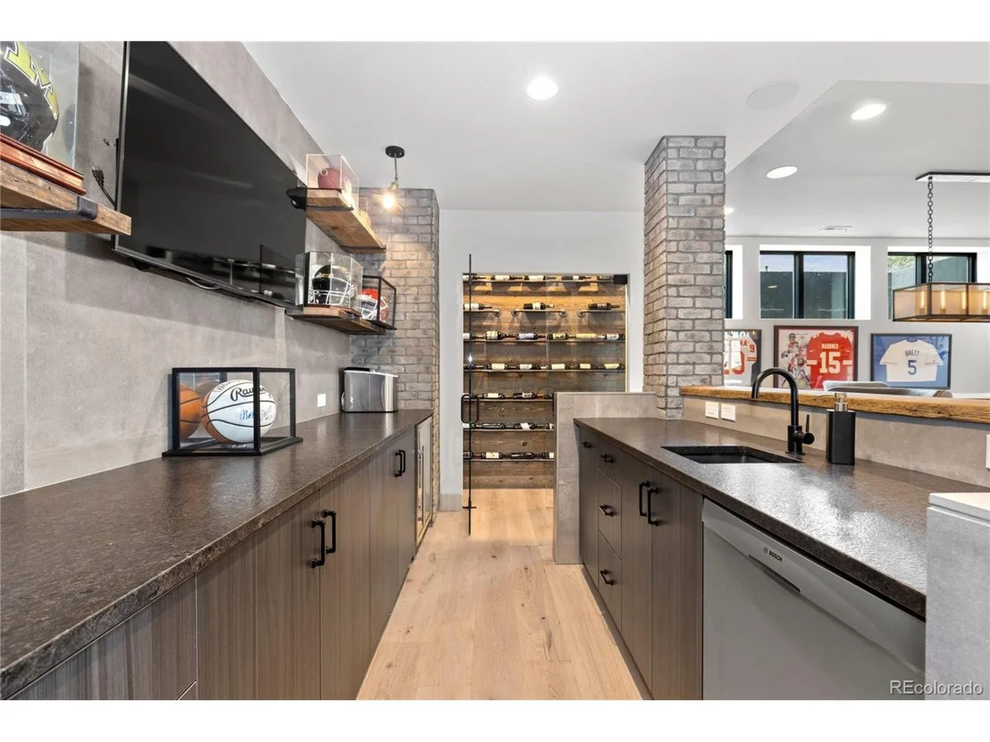 Photo of 7775 Raphael Ln