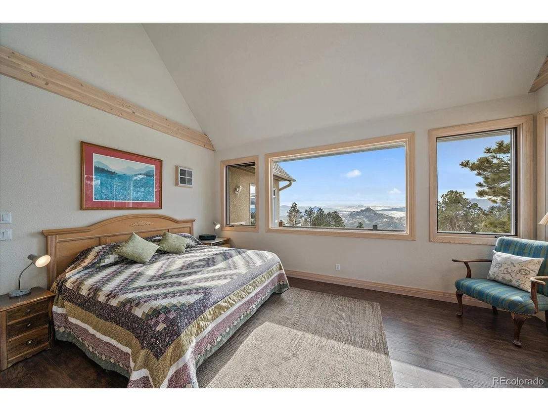 Photo of 13885 Pine Country Ln
