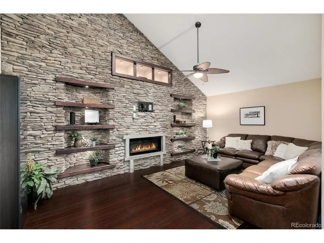 Photo of 5253 Golf Course Dr