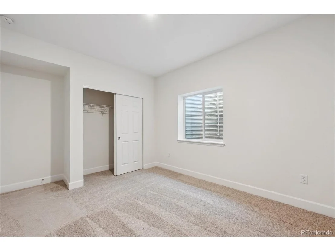 Photo of 660 Split Rock Dr